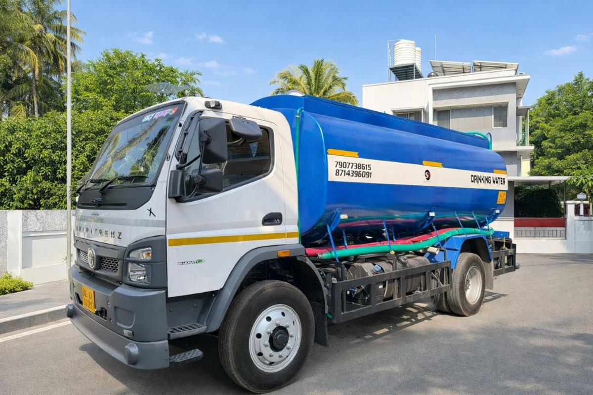 A 12,000 liter water tanker.